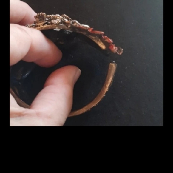 Fashion BLING Cuffs - Picture 6 of 10